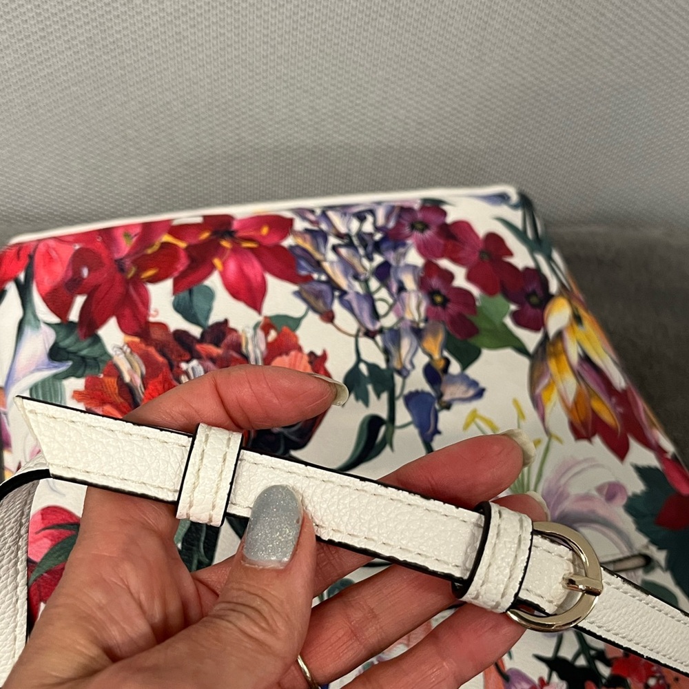Dana Buchman floral purse/ crossbody bag. 7 pockets. Multicolored. Spring Summer - Picture 8 of 15